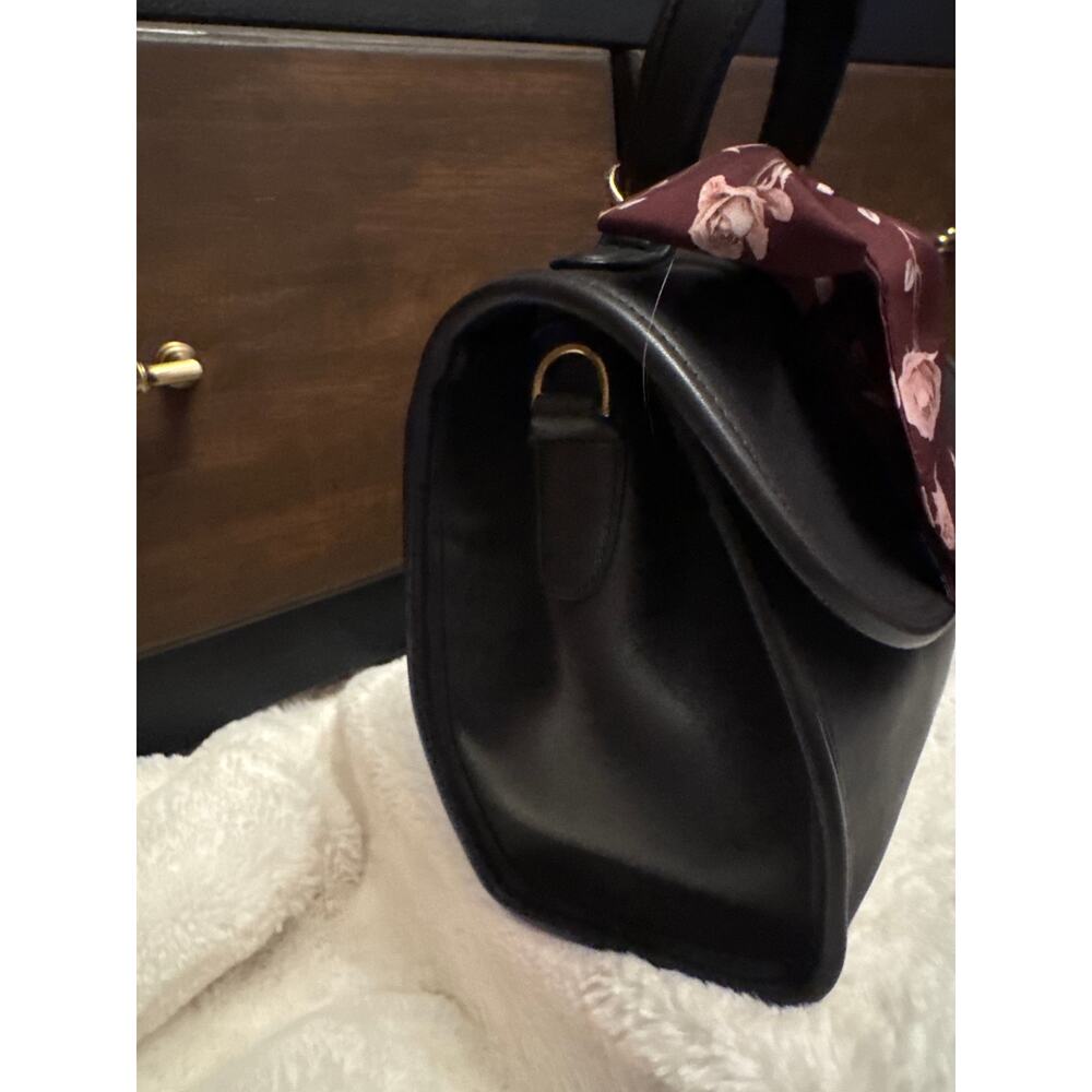 Rare Vintage Coach Manor Bag Navy Gorgeous Silky soft - Picture 6 of 15